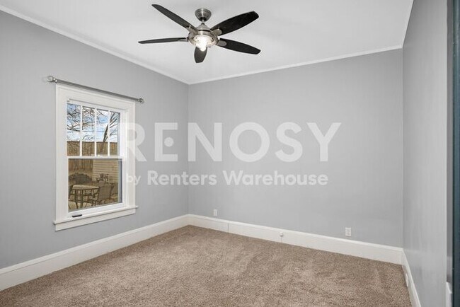Building Photo - Available July 1st 5 Bedroom 2 Bath Single Family Home in Robbinsdale