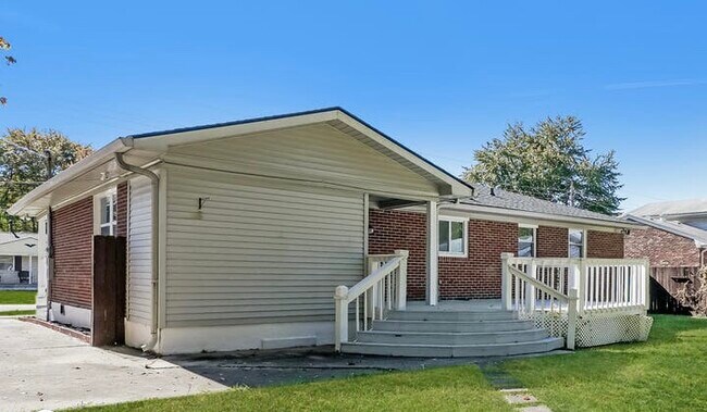 Building Photo - 4609 Glenna Way