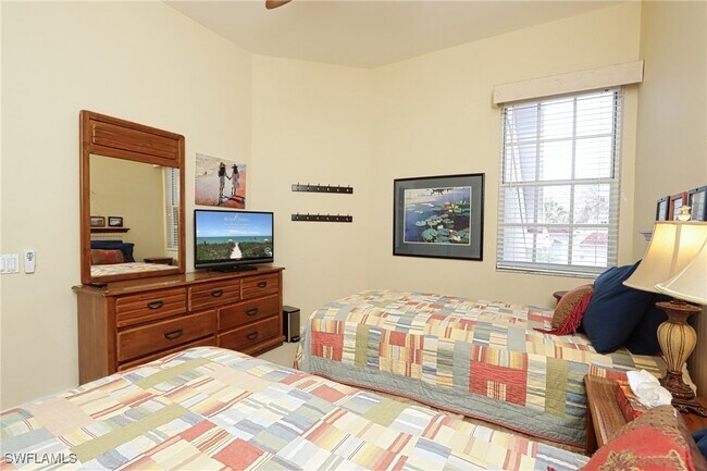 Building Photo - 400 L'Ambiance Cir