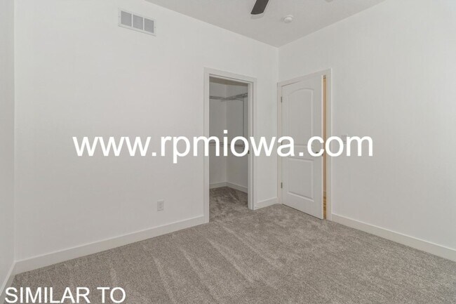 Building Photo - NEW CONSTRUCTION!! 4 Bed, 3 Bath Home in Urbandale