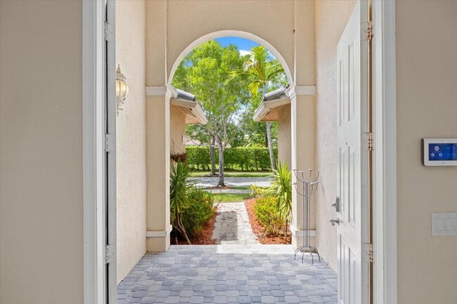 Building Photo - 1441 Cardinal Way