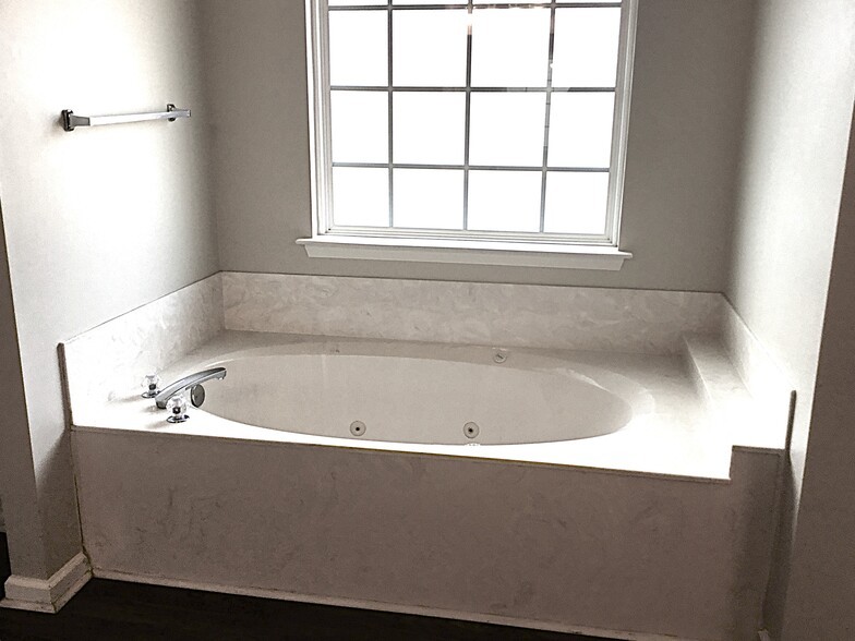 Building Photo - 62 Edie Ct