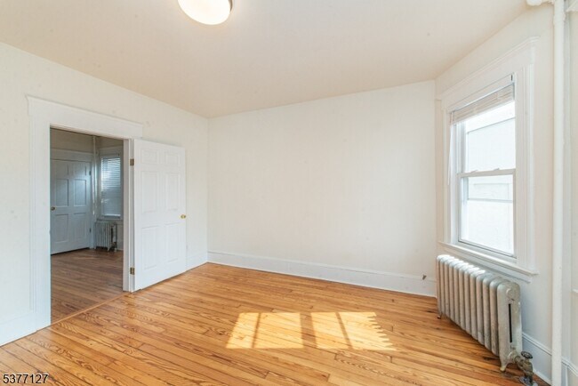 Building Photo - 72 N Willow St
