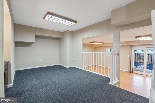 Building Photo - 2983 Borge St