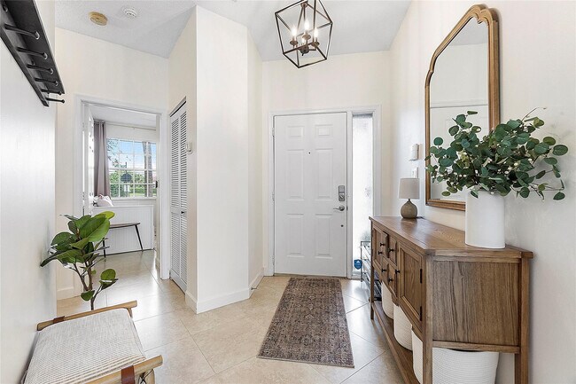 Building Photo - 10650 NW 48th St