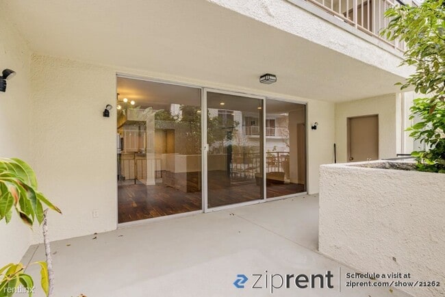 Building Photo - 1 br, 2 bath Condo - 7260 Hillside Avenue,...