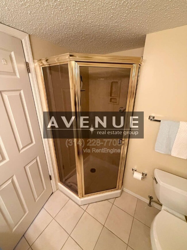 Building Photo - 312 Clayton Xing Dr