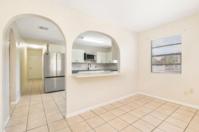 Building Photo - 5003 Garden Ave