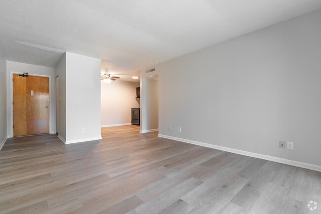 Meadow Creek - 1BR, 1BA - 600SF - Living Room - Meadow Creek