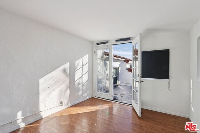 Building Photo - 1603 S Ogden Dr