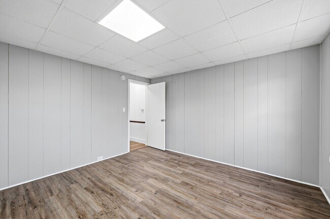 Building Photo - 1130 3rd St