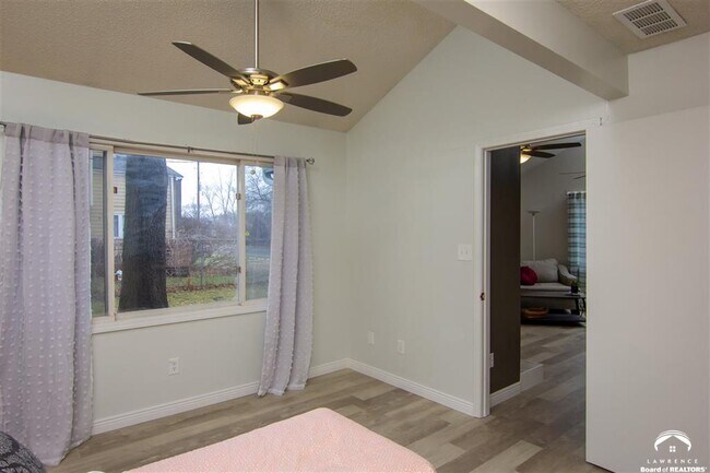 Downstairs Bedroom - 1400 Pin Oak Dr