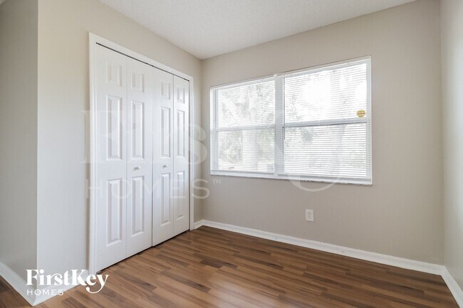 Building Photo - 1674 Waltz St SE