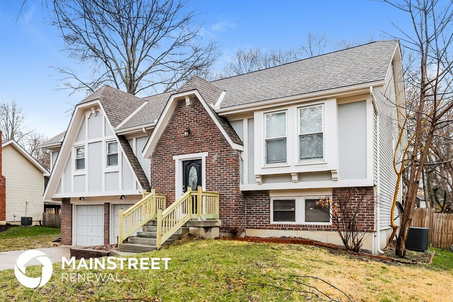 Building Photo - 14835 S Locust St