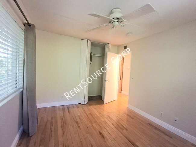 Building Photo - 22900 Cheyenne Dr