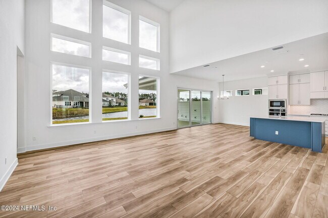 Building Photo - 12113 Bull Pne Blvd