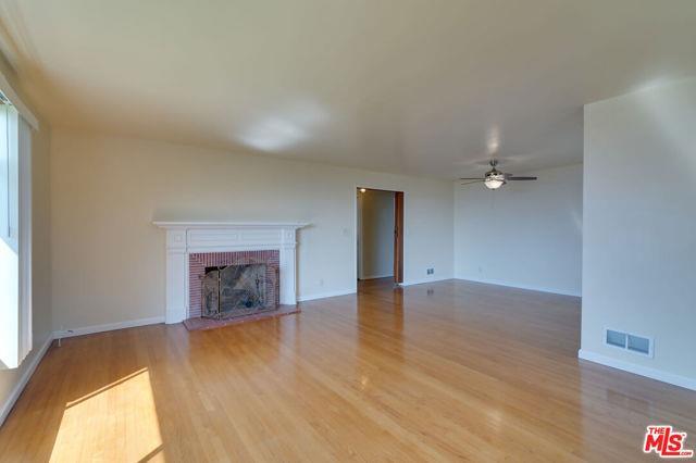 Building Photo - 214 Bellino Dr