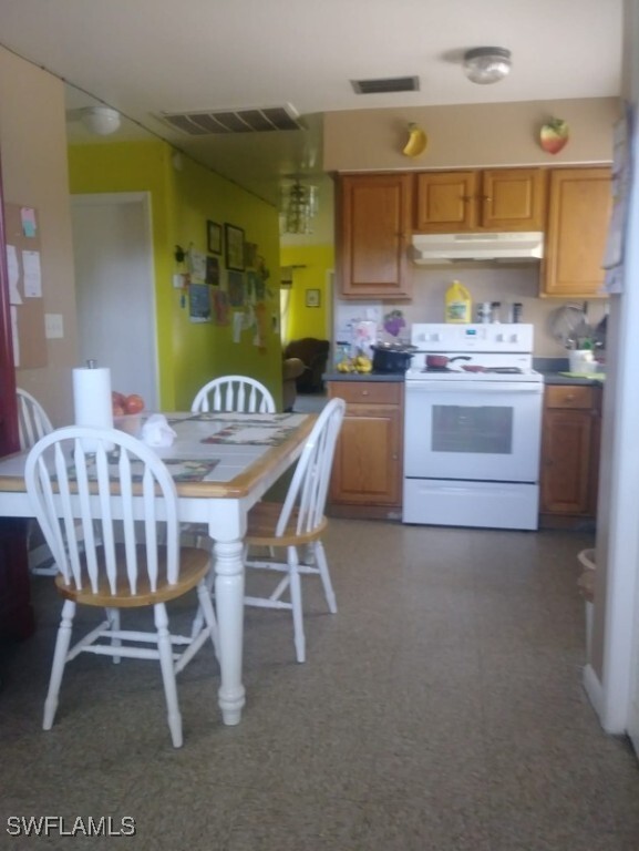 Building Photo - 1073 San Remo Ave