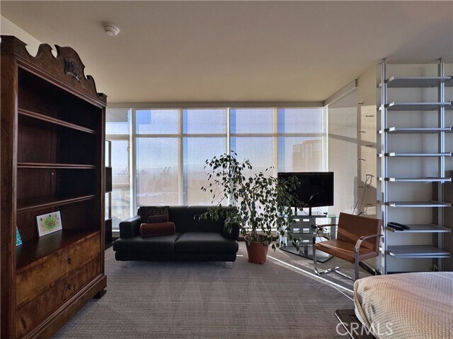 Building Photo - 400 W Ocean Blvd