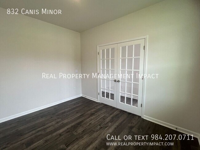 Building Photo - 832 Canis Minor Rd