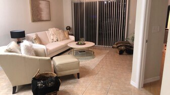 Building Photo - 8754 River Homes Ln