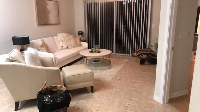 Building Photo - 8754 River Homes Ln