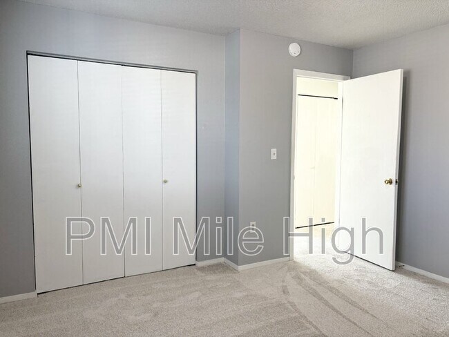 Building Photo - 845 S McKinley Ave