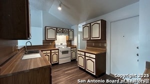 Building Photo - 6530 Forest Village