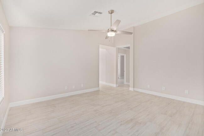 Building Photo - 11211 W Heatherbrae Dr