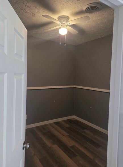 Building Photo - 5974 Maynardville Hwy