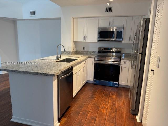 Building Photo - 12112 St.Andrews Pl