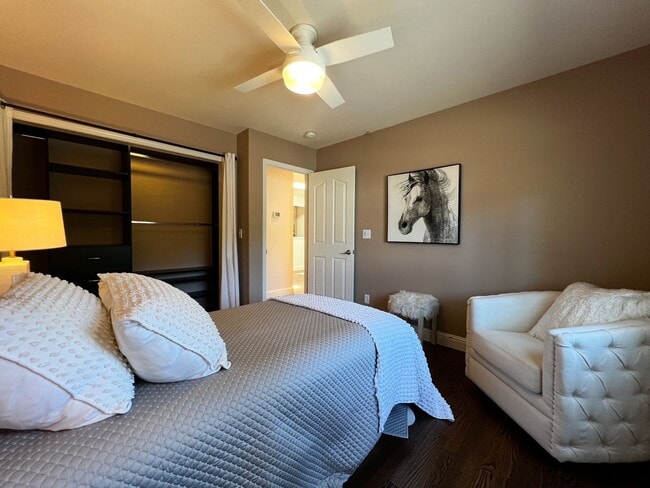 Building Photo - Wine Country Retreat with Guest Cottage & Vineyard Views