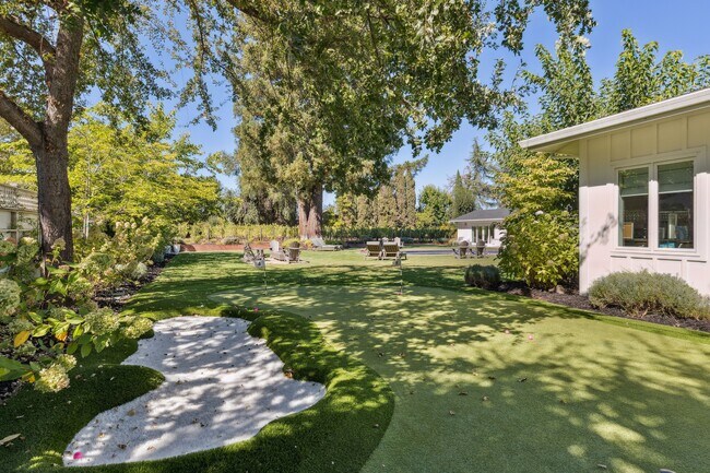 Building Photo - 760 Zinfandel Ln