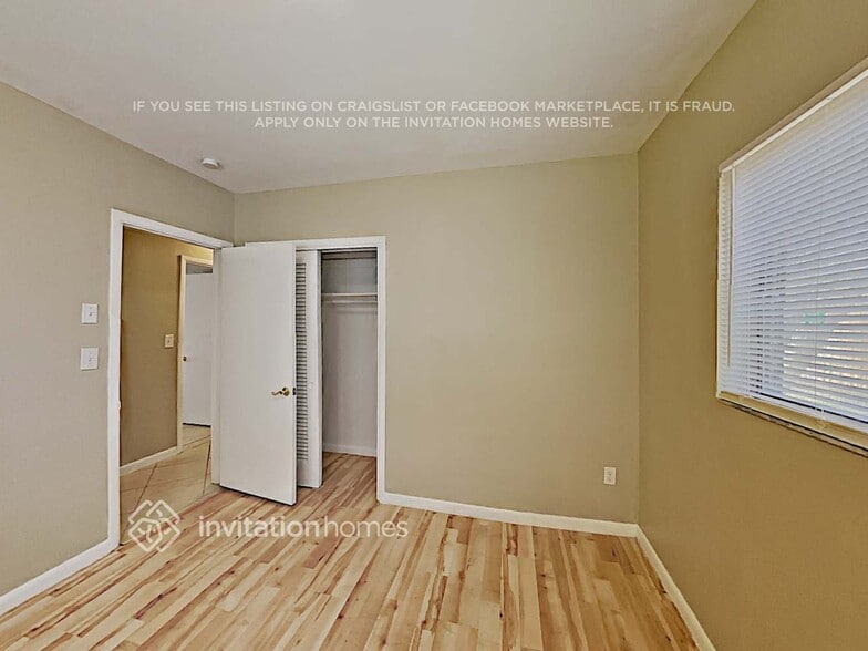Building Photo - 1432 NE 27th Dr