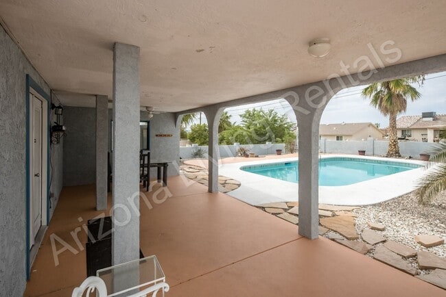 Building Photo - 3211 Pintail Dr