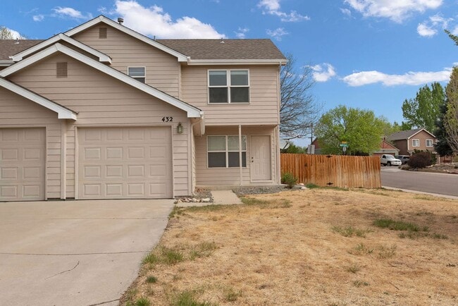 Building Photo - 432 Sundance Cir N