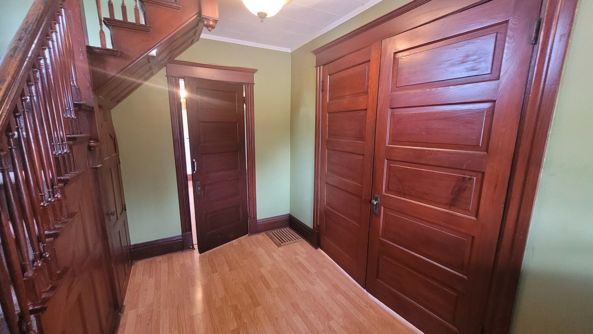 Building Photo - 1822 Charles St