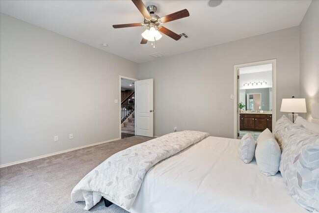 Building Photo - 15 Stone Terrace Dr