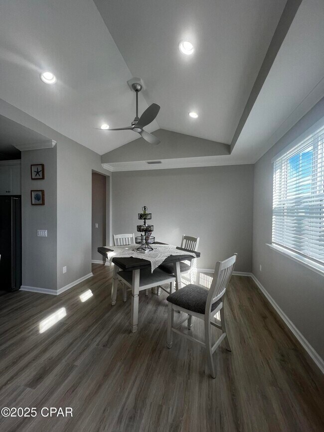Building Photo - 8320 Jollymon Wy