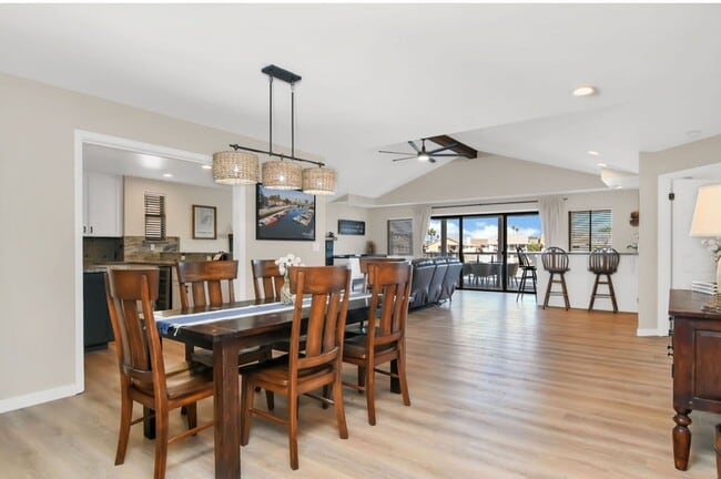 Building Photo - Beautiful Waterfront Single Story Home