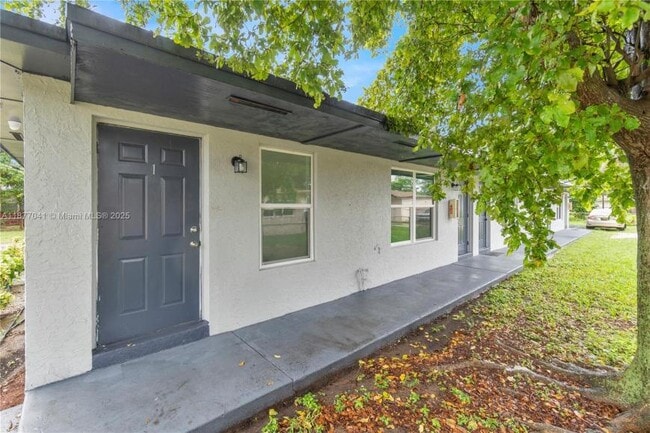 Primary Photo - 3 bedroom in West Park FL 33023