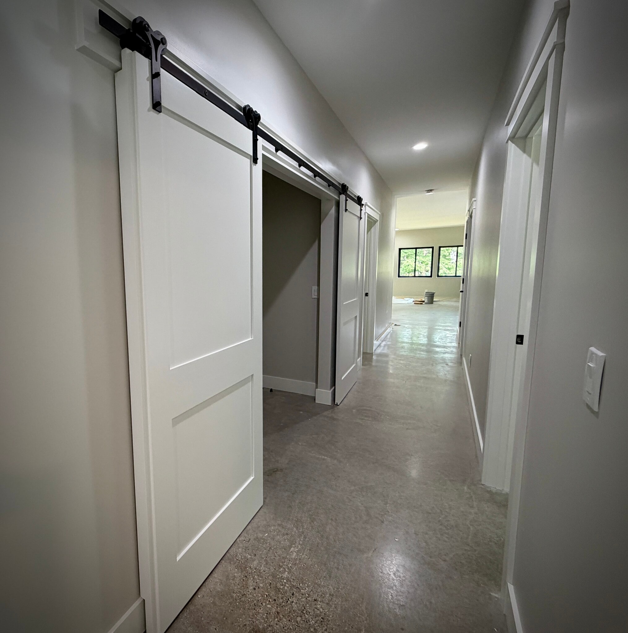 Building Photo - 10671 US 31