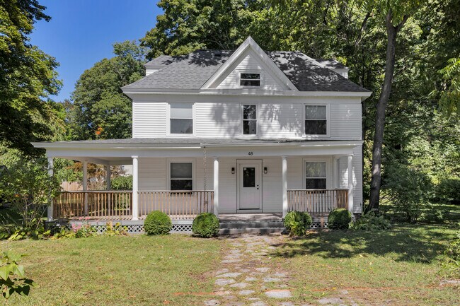 Building Photo - 48 Water St