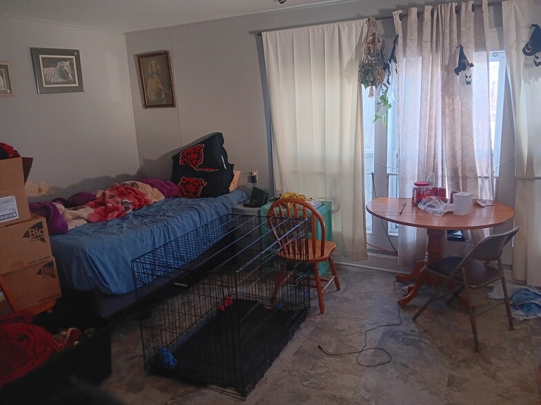 Building Photo - 503 N Eastwood Dr