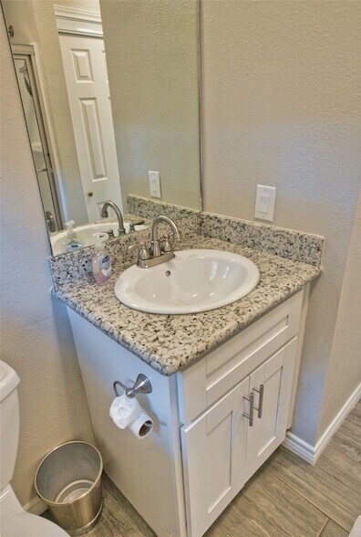 Building Photo - 1288 County Rd 297