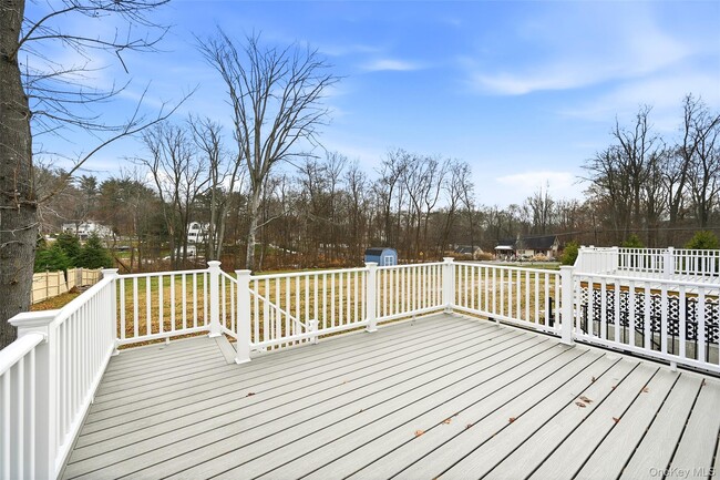 Building Photo - 67 Paulding Ln