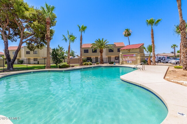 Building Photo - 4764 W Palo Verde Dr
