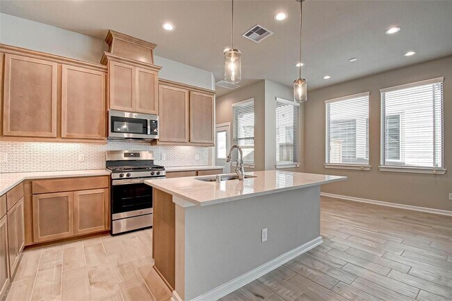 Building Photo - 315 N Spotted Fern Dr