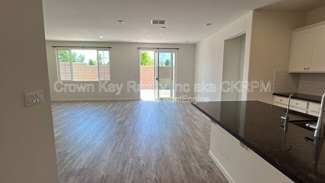 Building Photo - 2898 Tostalinda Dr