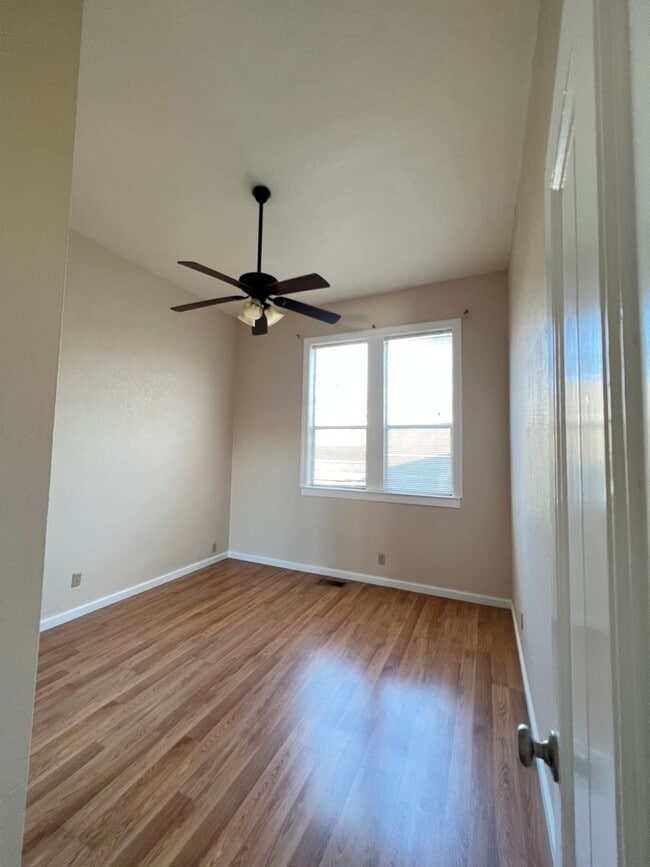 Building Photo - Downtown Benicia Remodeled Saltbox